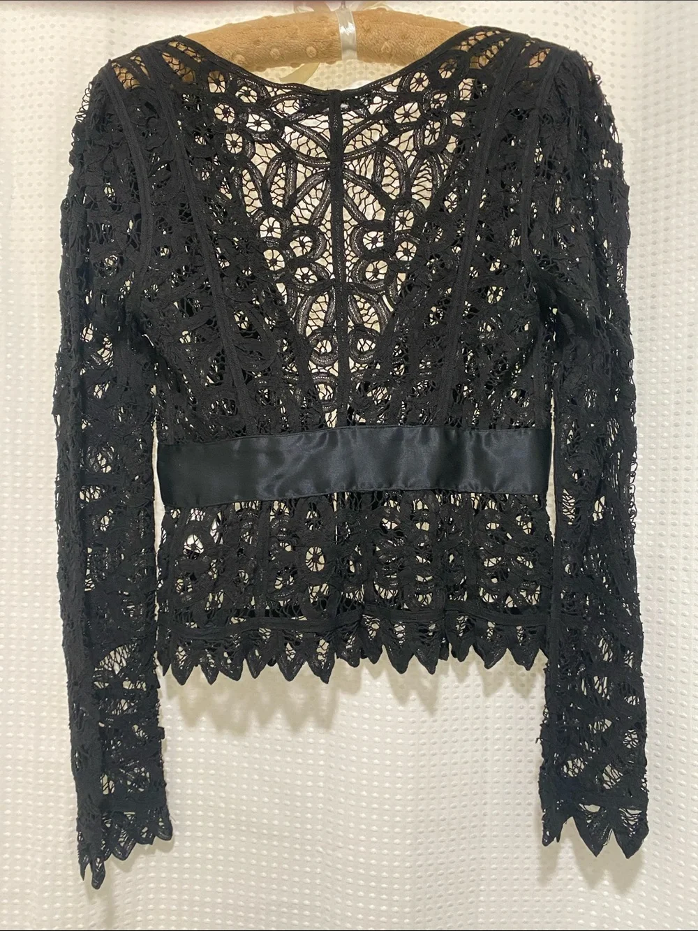 Vintage Betsey Johnson New York Black Lace Long Sleeve Bow-Waist Top - Picture 2 of 15